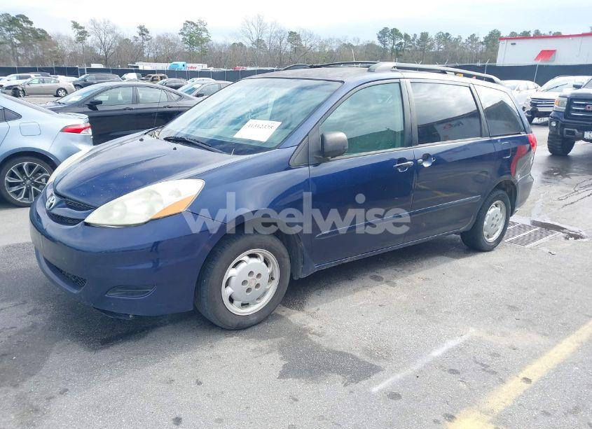 Photo 2 of 2006 Toyota Sienna LE (VIN 5TDZA23CX6S455451)
