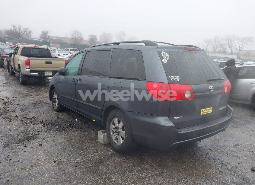 Photo 3 of 2006 Toyota Sienna LE (VIN 5TDZA23CX6S526082)