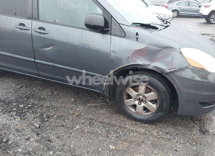 Photo 6 of 2006 Toyota Sienna LE (VIN 5TDZA23CX6S526082)