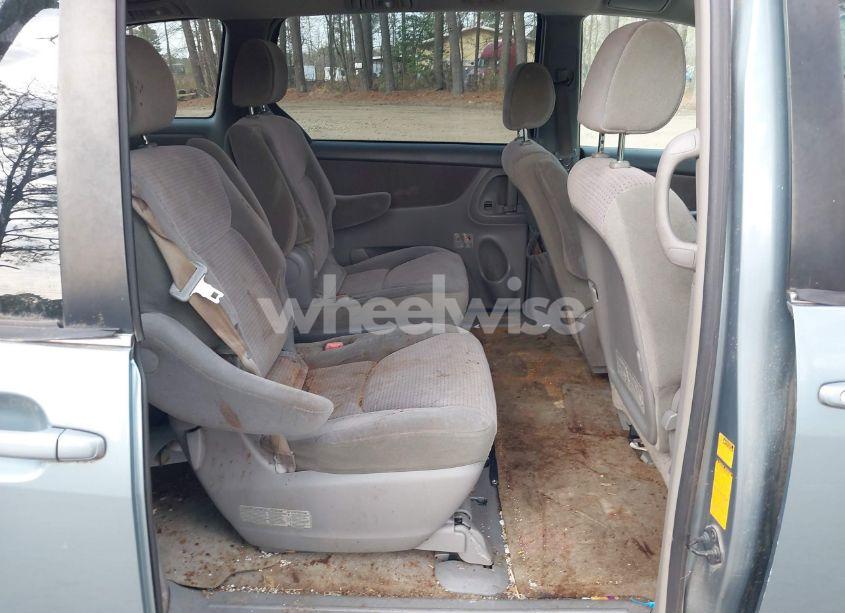 Photo 8 of 2006 Toyota Sienna LE (VIN 5TDZA23CX6S535333)