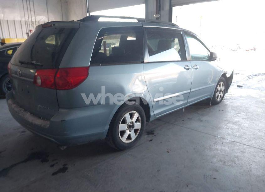 Photo 4 of 2006 Toyota Sienna LE (VIN 5TDZA23CX6S535574)