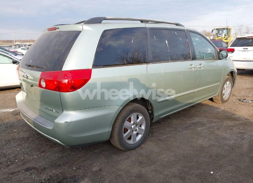 Photo 4 of 2006 Toyota Sienna LE (VIN 5TDZA23CX6S556036)