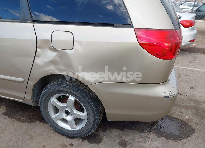 Photo 12 of 2006 Toyota Sienna LE (VIN 5TDZA23CX6S577758)