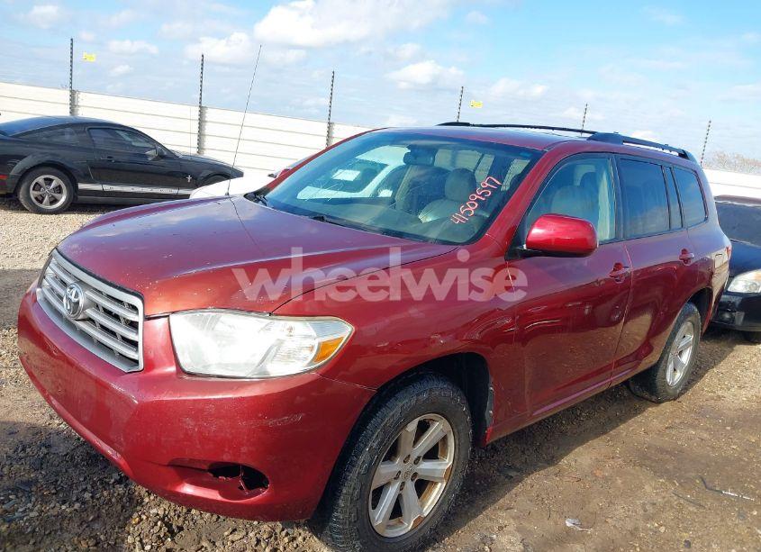 Photo 2 of 2010 Toyota Highlander (VIN 5TDZA3EH0AS002401)