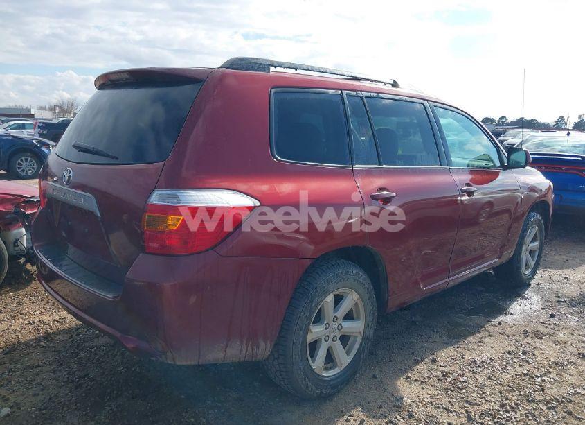 Photo 4 of 2010 Toyota Highlander (VIN 5TDZA3EH0AS002401)