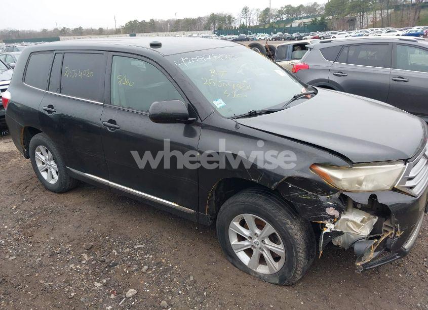 Photo 12 of 2012 Toyota Highlander (VIN 5TDZA3EH0CS024692)