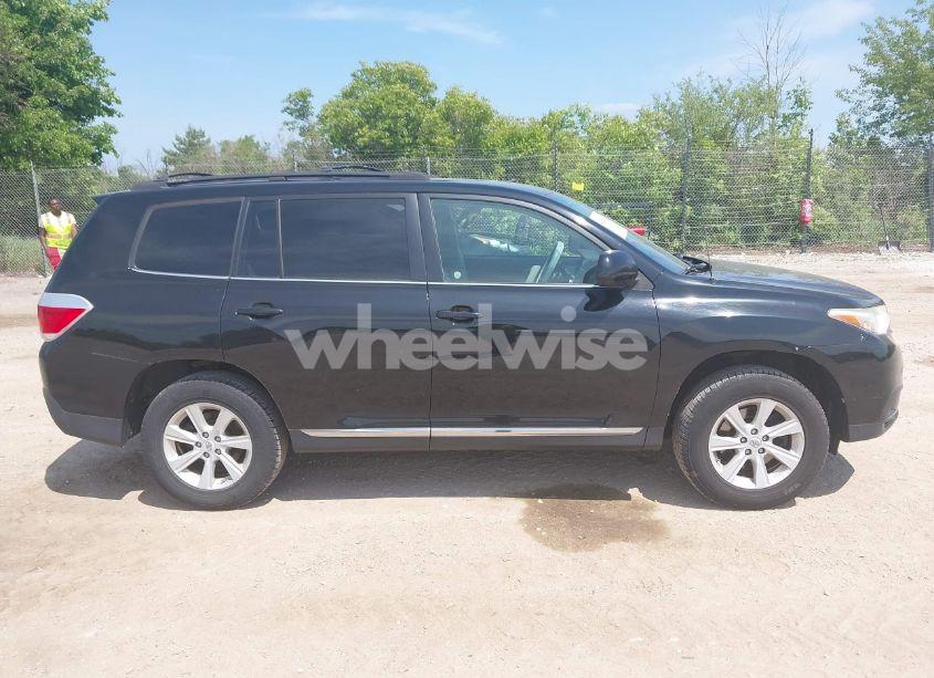Photo 13 of 2012 Toyota Highlander (VIN 5TDZA3EH0CS028306)