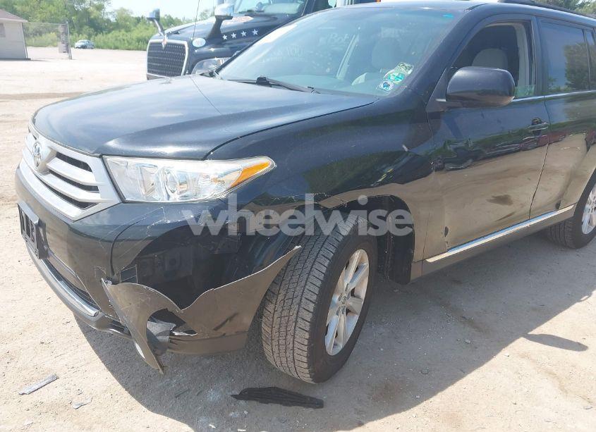 Photo 6 of 2012 Toyota Highlander (VIN 5TDZA3EH0CS028306)