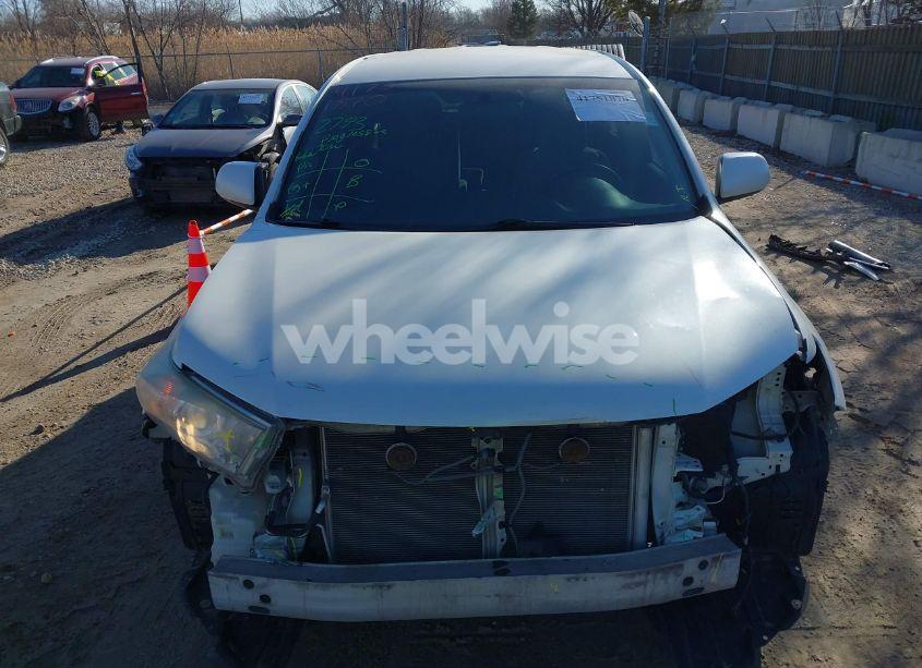 Photo 13 of 2013 Toyota Highlander (VIN 5TDZA3EH0DS036634)