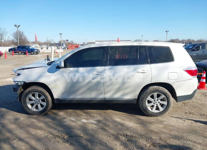 Photo 15 of 2013 Toyota Highlander (VIN 5TDZA3EH0DS036634)