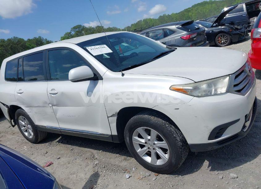 Photo 13 of 2012 Toyota Highlander (VIN 5TDZA3EH2CS018098)