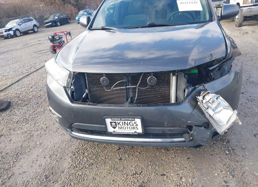 Photo 6 of 2012 Toyota Highlander SE (VIN 5TDZA3EH3CS029465)