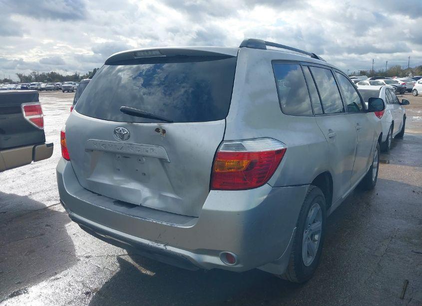 Photo 4 of 2010 Toyota Highlander (VIN 5TDZA3EH4AS001543)