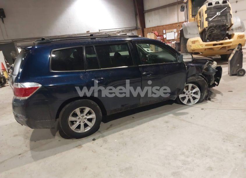 Photo 4 of 2012 Toyota Highlander (VIN 5TDZA3EH5CS030147)