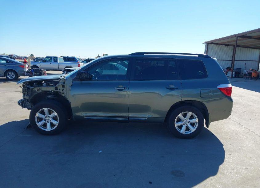 Photo 15 of 2010 Toyota Highlander (VIN 5TDZA3EH6AS006565)