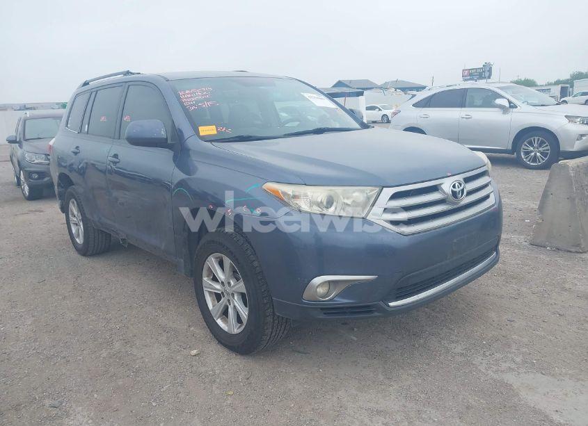 2011 Toyota Highlander SE (VIN 5TDZA3EH6BS008995) main photo