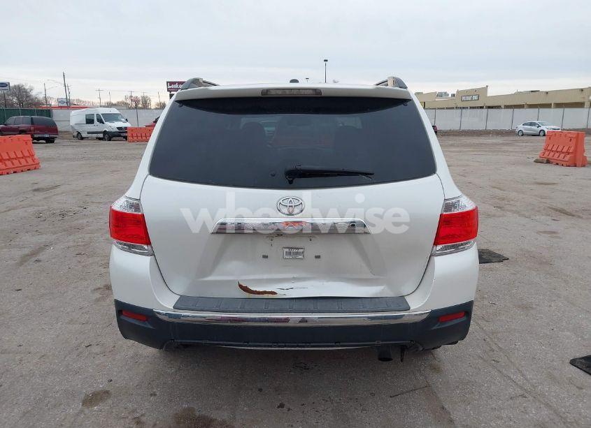Photo 16 of 2012 Toyota Highlander SE (VIN 5TDZA3EH6CS029962)