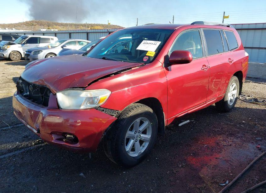 Photo 2 of 2010 Toyota Highlander (VIN 5TDZA3EH7AS002928)