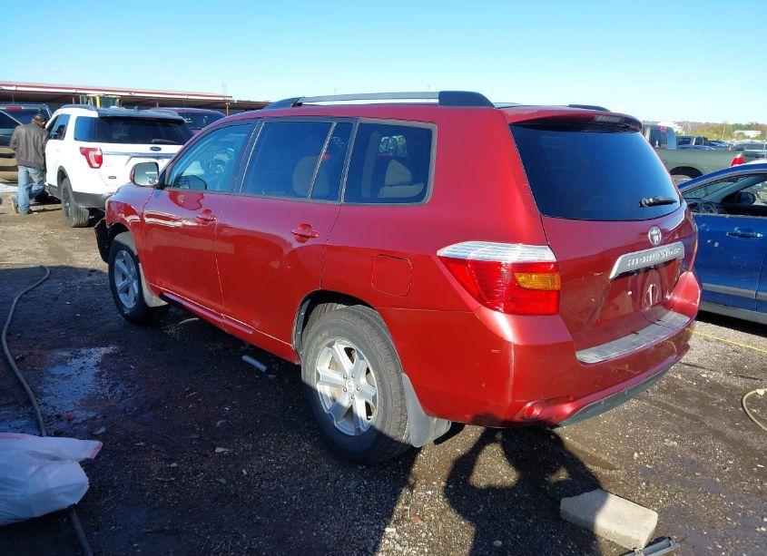 Photo 3 of 2010 Toyota Highlander (VIN 5TDZA3EH7AS002928)
