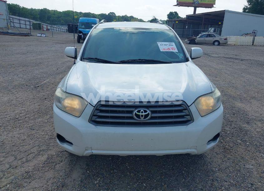 Photo 13 of 2010 Toyota Highlander (VIN 5TDZA3EH7AS006526)