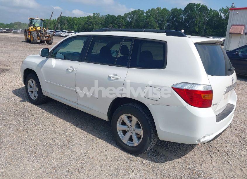Photo 3 of 2010 Toyota Highlander (VIN 5TDZA3EH7AS006526)