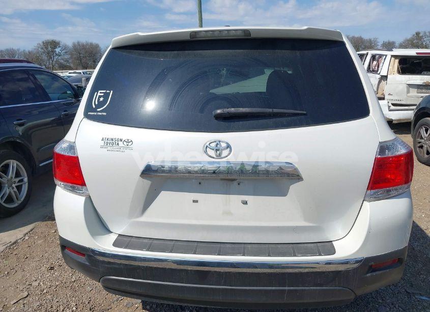 Photo 17 of 2011 Toyota Highlander (VIN 5TDZA3EH7BS011324)