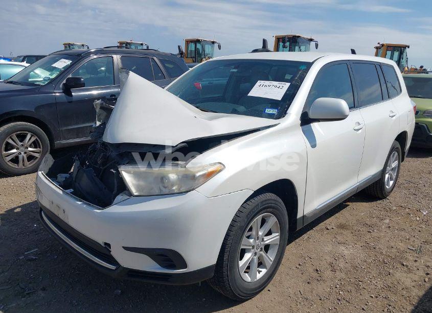 Photo 2 of 2011 Toyota Highlander (VIN 5TDZA3EH7BS011324)