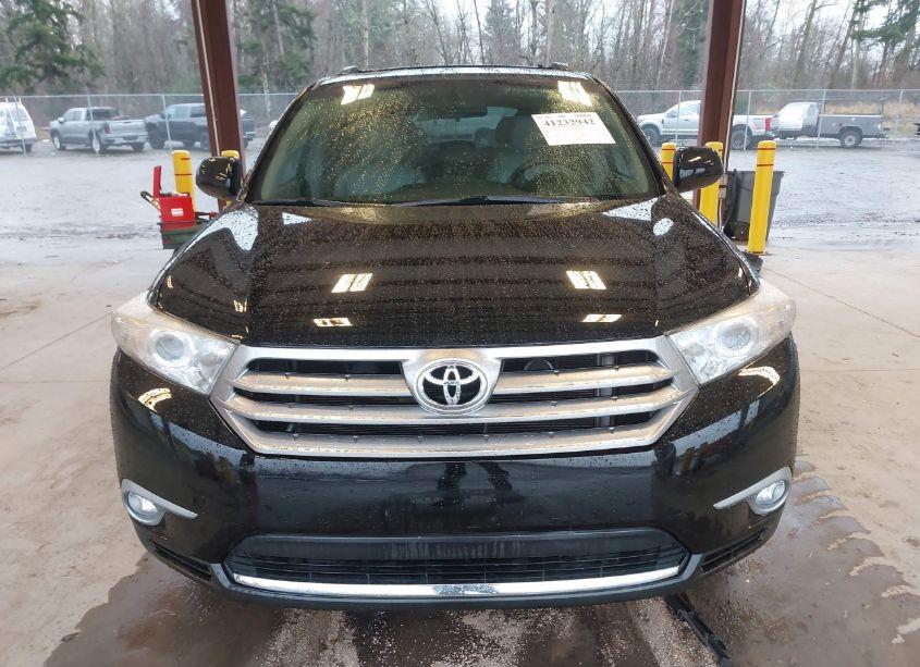 Photo 13 of 2013 Toyota Highlander BASE PLUS (VIN 5TDZA3EH7DS043340)