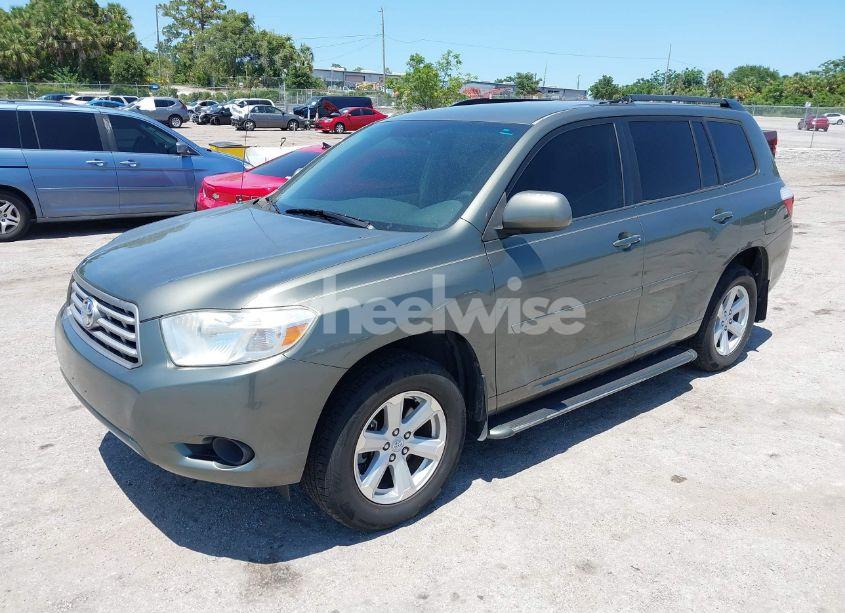 Photo 2 of 2010 Toyota Highlander (VIN 5TDZA3EH8AS004235)