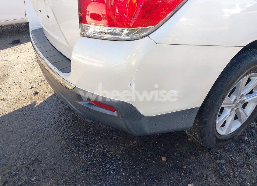 Photo 6 of 2012 Toyota Highlander SE (VIN 5TDZA3EH8CS025850)