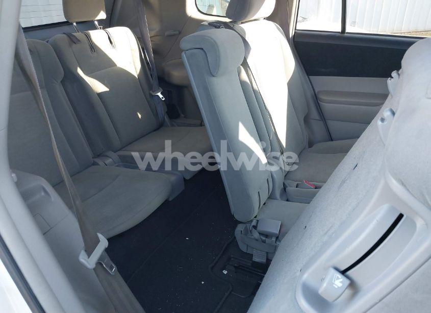 Photo 8 of 2012 Toyota Highlander SE (VIN 5TDZA3EH8CS025850)