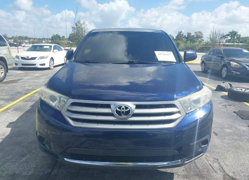 Photo 13 of 2012 Toyota Highlander (VIN 5TDZA3EH8CS029221)