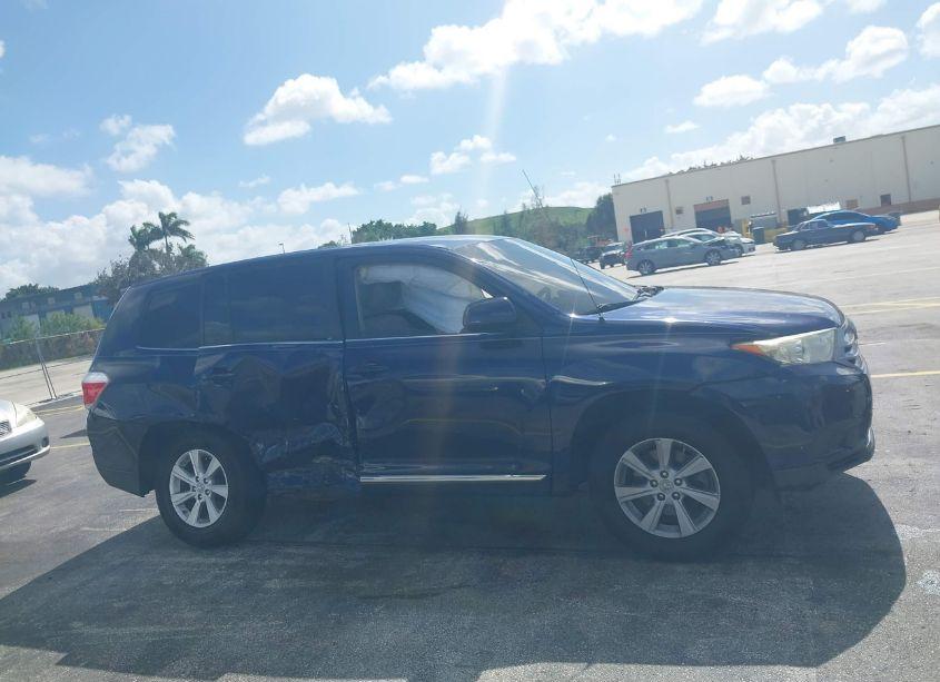 Photo 14 of 2012 Toyota Highlander (VIN 5TDZA3EH8CS029221)