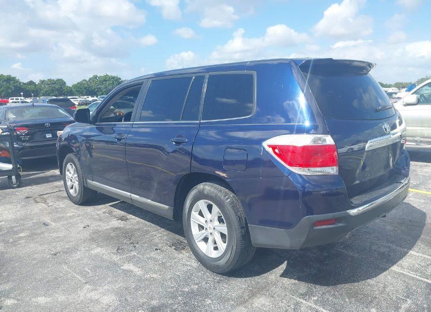 Photo 3 of 2012 Toyota Highlander (VIN 5TDZA3EH8CS029221)