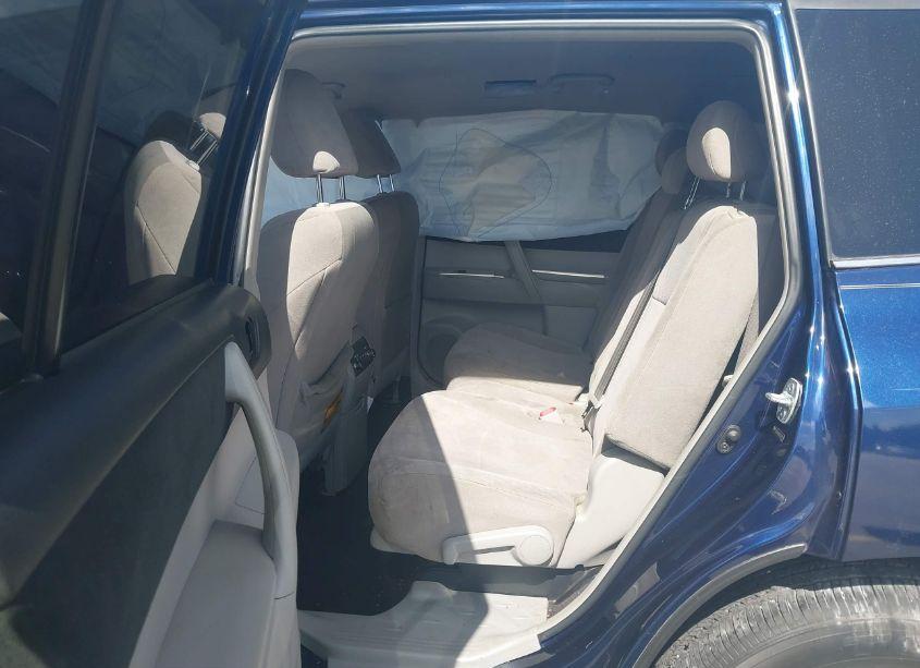 Photo 8 of 2012 Toyota Highlander (VIN 5TDZA3EH8CS029221)