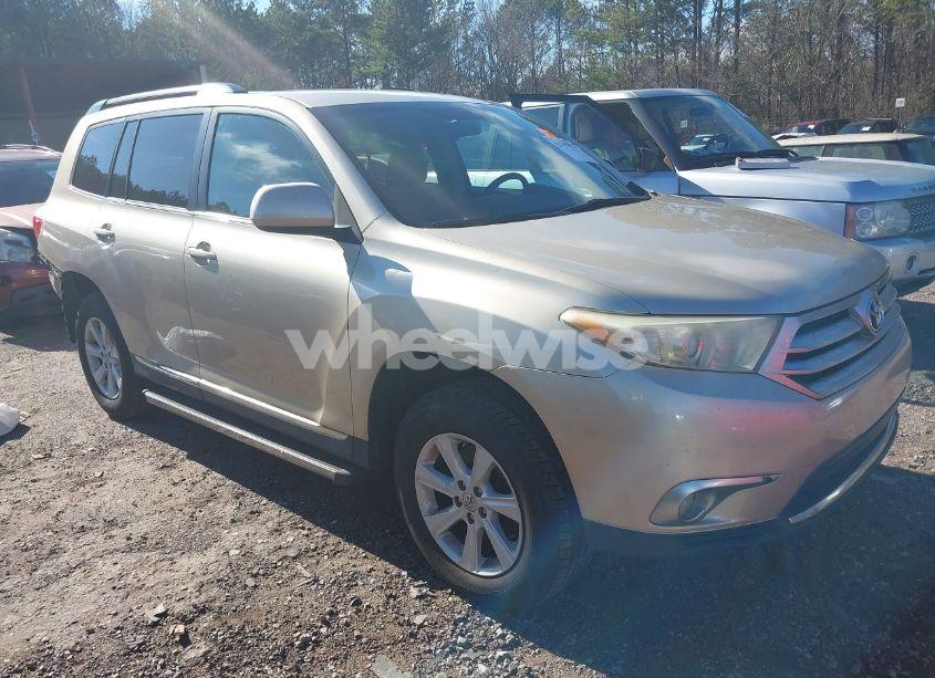 2013 Toyota Highlander BASE PLUS (VIN 5TDZA3EH8DS033044) main photo