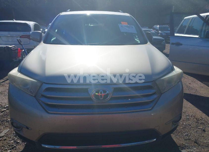 Photo 12 of 2013 Toyota Highlander BASE PLUS (VIN 5TDZA3EH8DS033044)