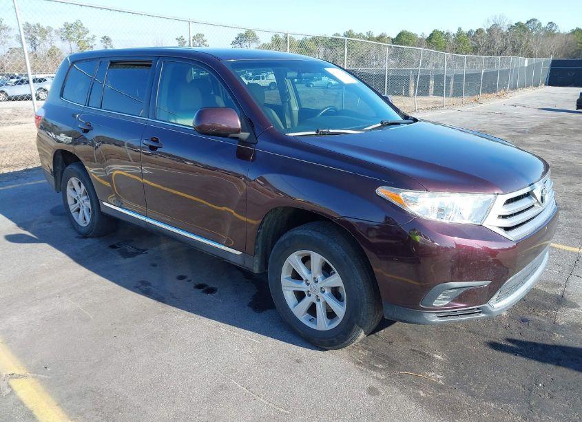 2013 Toyota Highlander (VIN 5TDZA3EH8DS041483) main photo