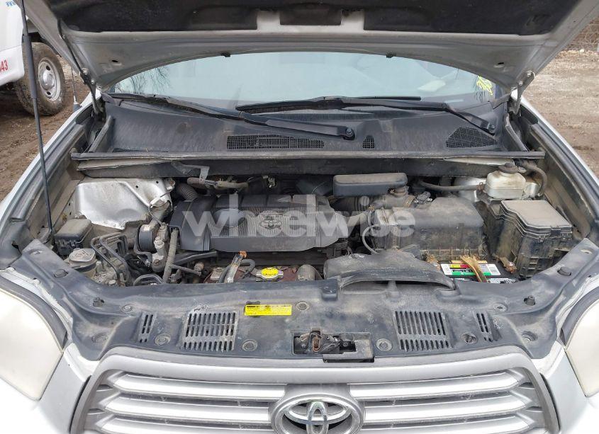 Photo 10 of 2010 Toyota Highlander (VIN 5TDZA3EH9AS007466)