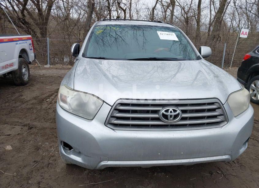 Photo 12 of 2010 Toyota Highlander (VIN 5TDZA3EH9AS007466)