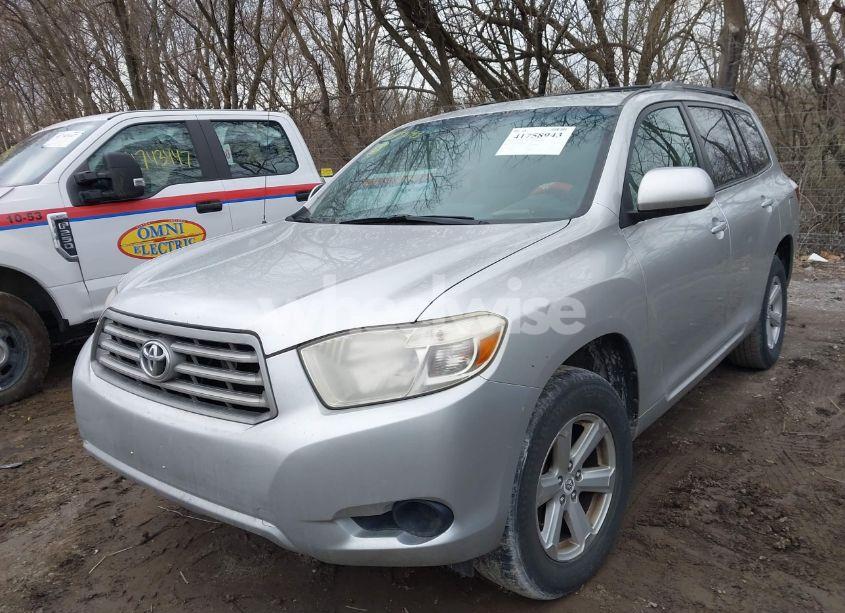 Photo 2 of 2010 Toyota Highlander (VIN 5TDZA3EH9AS007466)