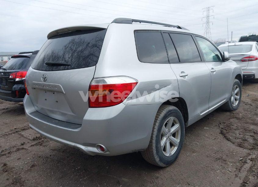 Photo 4 of 2010 Toyota Highlander (VIN 5TDZA3EH9AS007466)