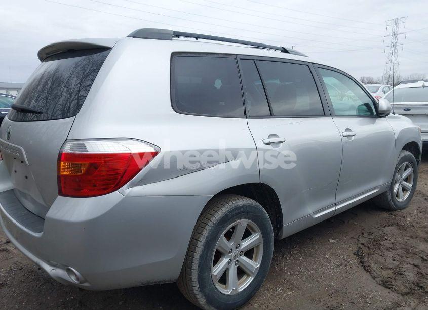 Photo 6 of 2010 Toyota Highlander (VIN 5TDZA3EH9AS007466)