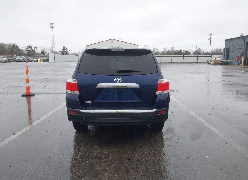 Photo 17 of 2012 Toyota Highlander (VIN 5TDZA3EH9CS026800)