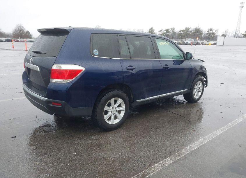 Photo 4 of 2012 Toyota Highlander (VIN 5TDZA3EH9CS026800)
