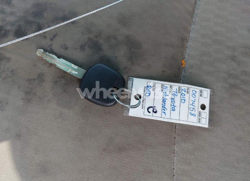 Photo 11 of 2010 Toyota Highlander (VIN 5TDZA3EHXAS007458)