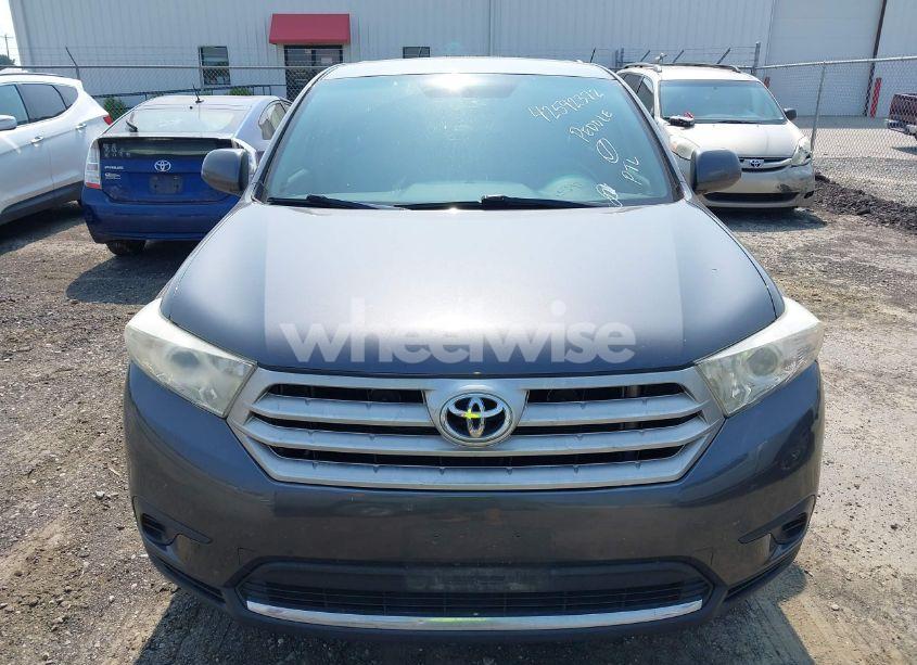 Photo 22 of 2013 Toyota Highlander (VIN 5TDZA3EHXDS034406)
