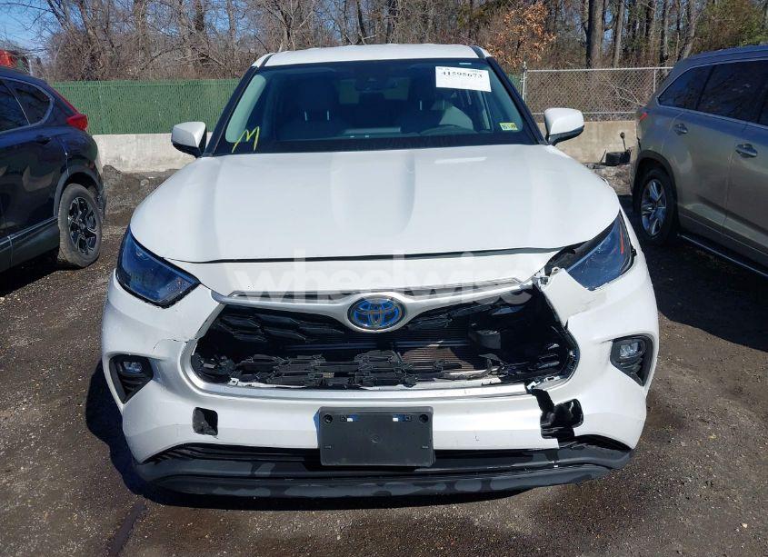 Photo 12 of 2022 Toyota Highlander HYBRID LE (VIN 5TDZARAH1NS016287)