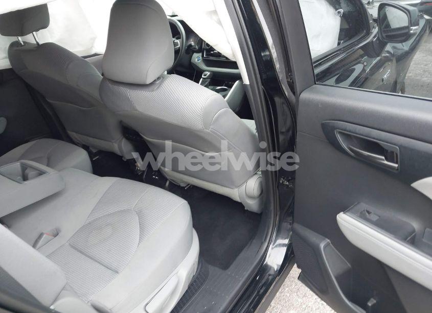 Photo 8 of 2021 Toyota Highlander HYBRID LE (VIN 5TDZARAH5MS008031)