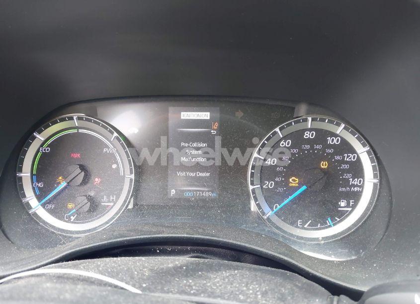 Photo 7 of 2021 Toyota Highlander HYBRID LE (VIN 5TDZARAH6MS504147)